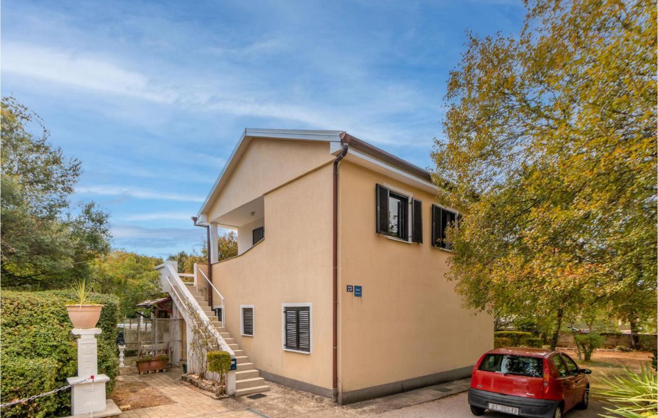 Pet Friendly Apartment In Pinezici With Wifi Экстерьер фото
